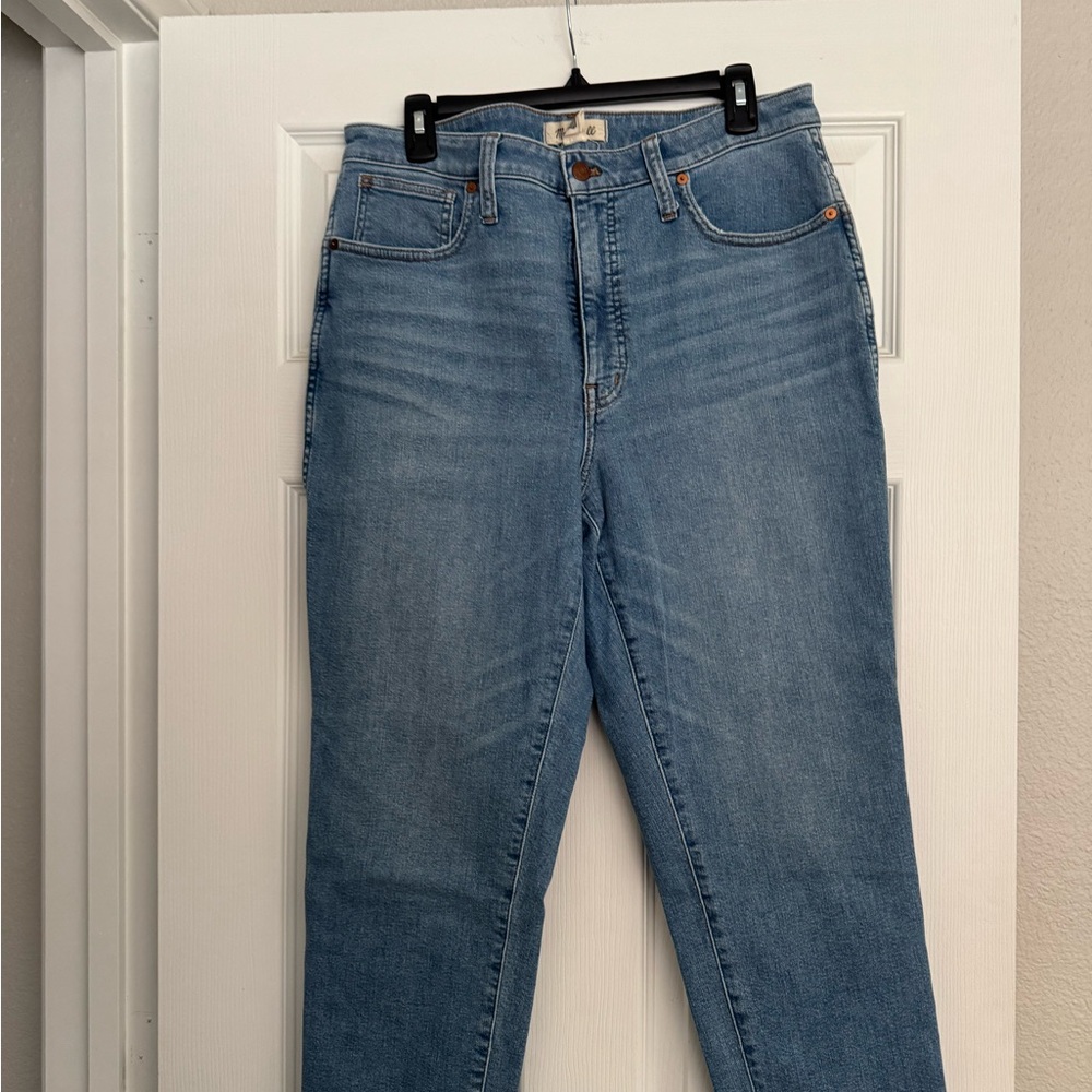 Madewell Curvy Stovepipe Jeans in Leaside Wash